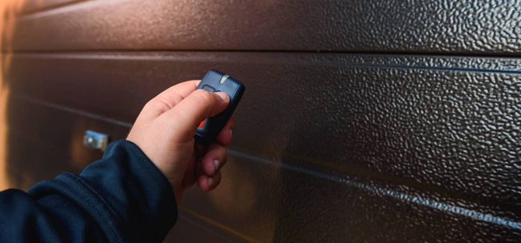automatic door opener with remote control in Largo